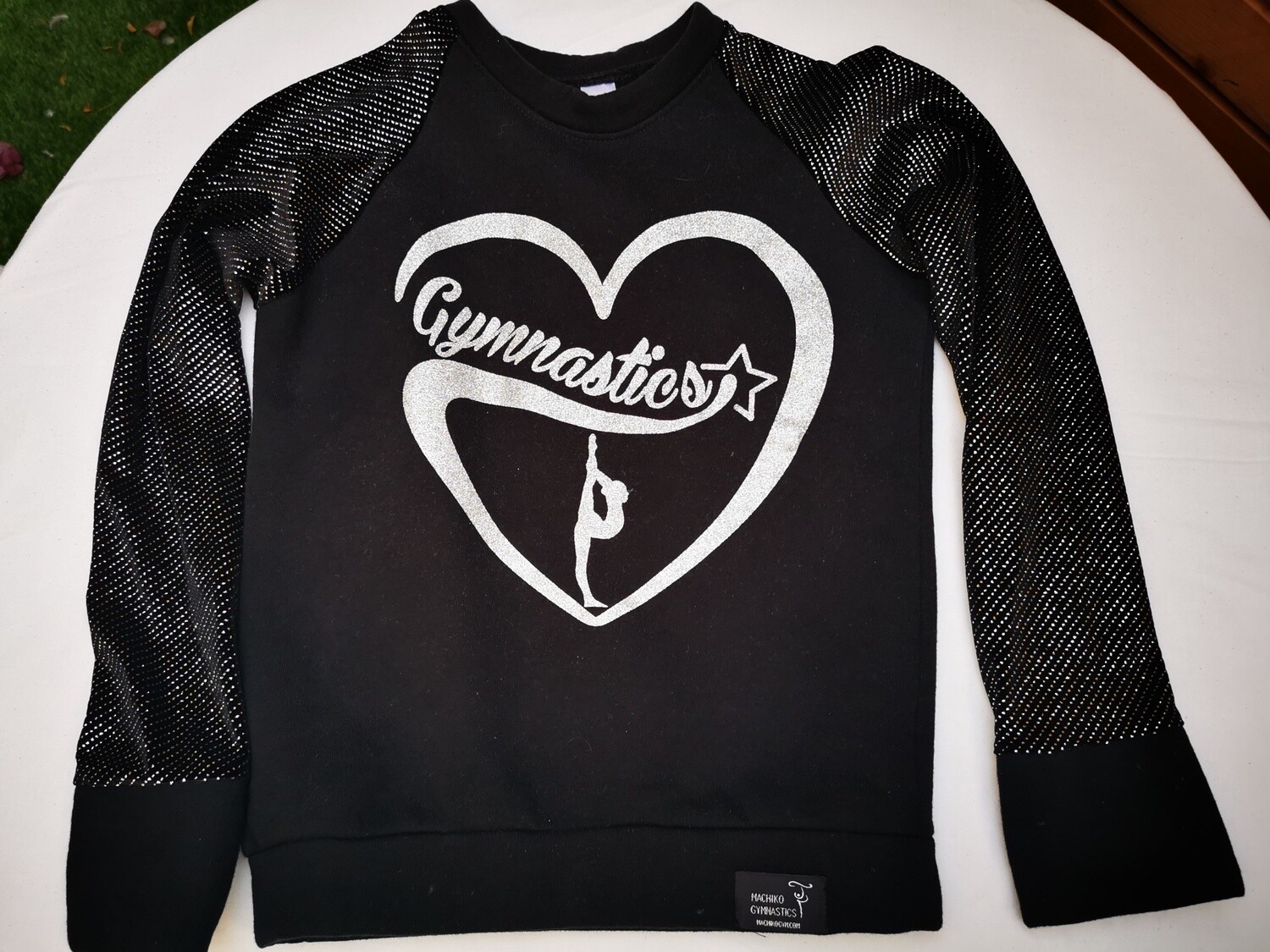 Blouse sparkel sleeves