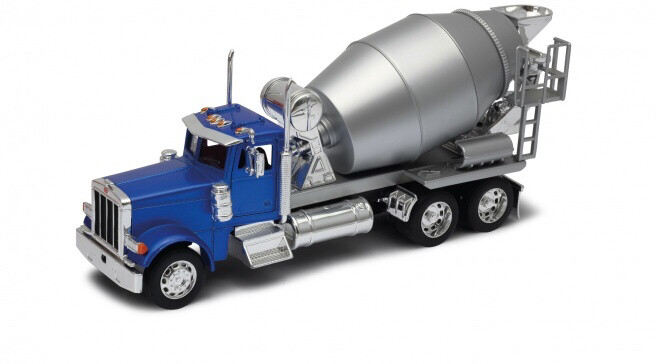Peterbilt 379 Cementero (Revolvedora)