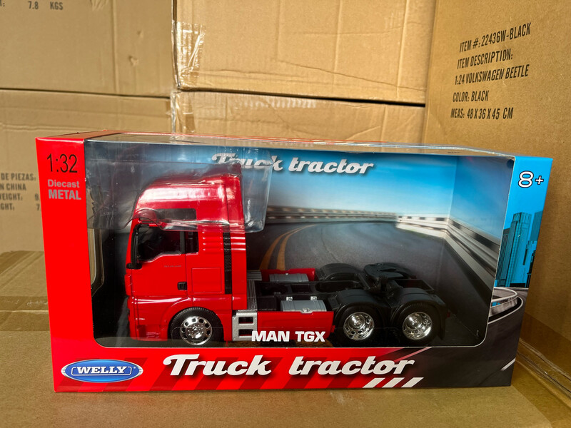 MAN TGX XXL (6X4) Rojo