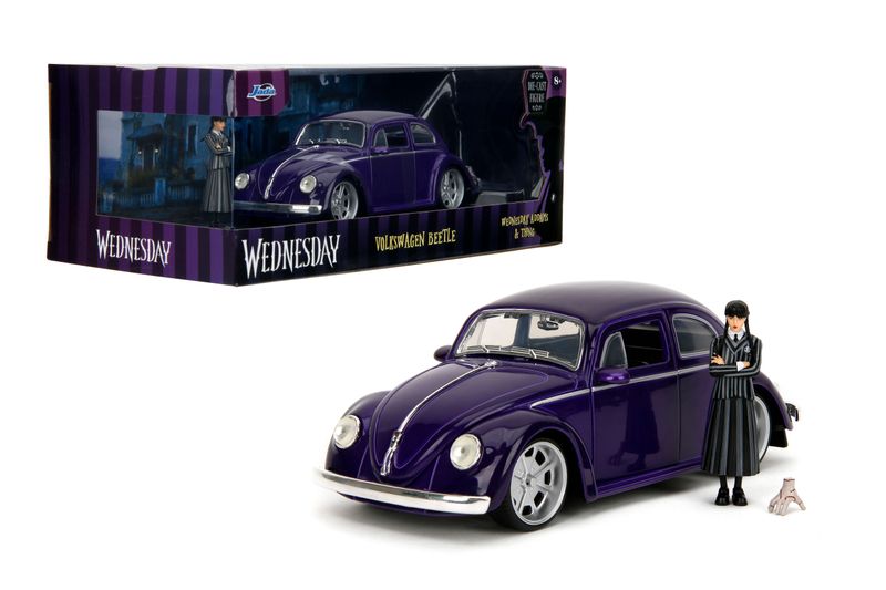 1959 VW Beetle c/ Wednesday Adams (Merlina)