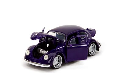 1959 VW Beetle c/ Wednesday Adams (Merlina)