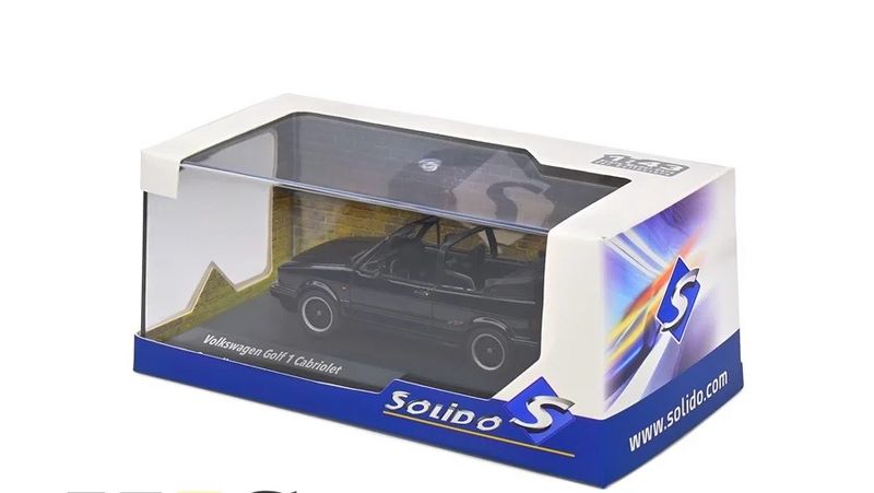 1/43 1992 Volkswagen Golf MK1 Convertible Negro