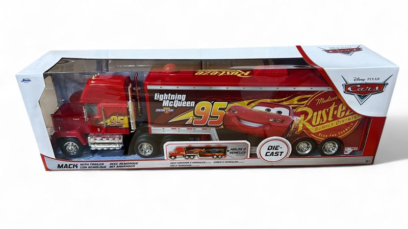 Mack Trailer con Remolque