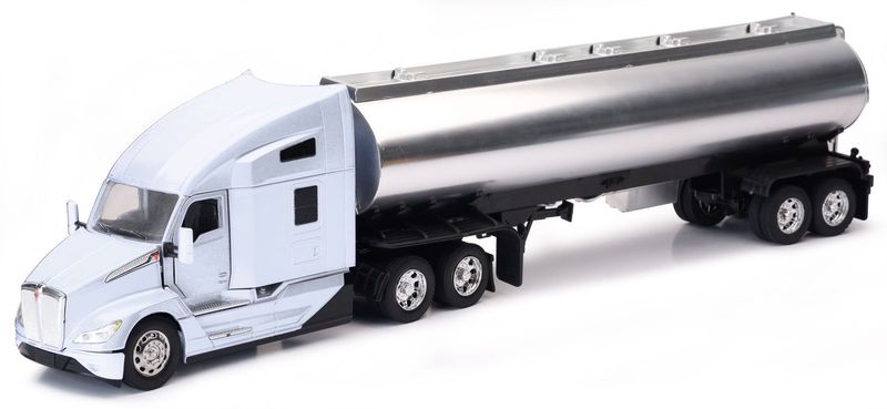 Kenworth T680 Pipa Cromada