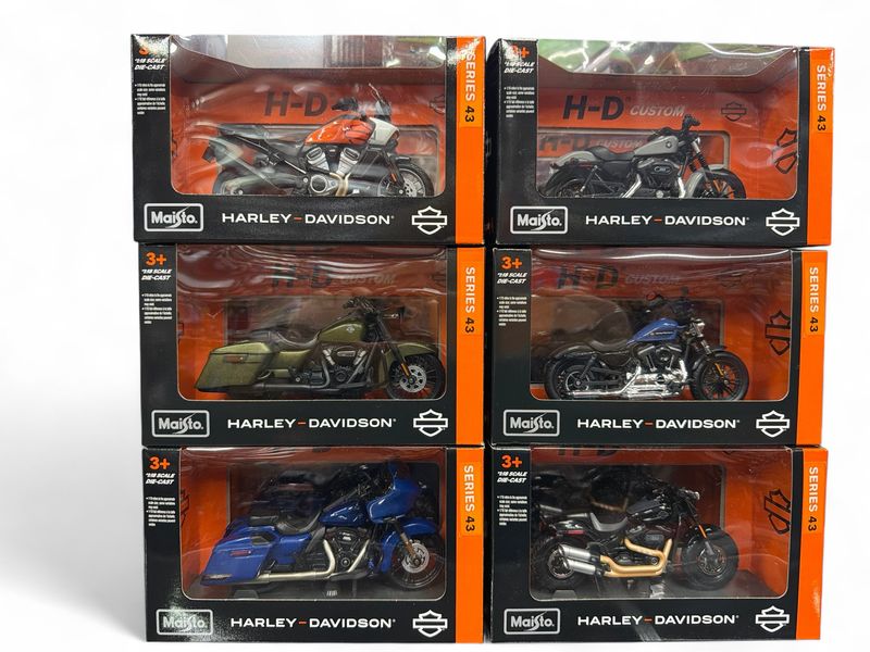Set Motos Harley Davidson 1:18 Serie 43
