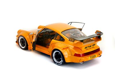 Porsche 118 RWB Hibiki – Pink Slips