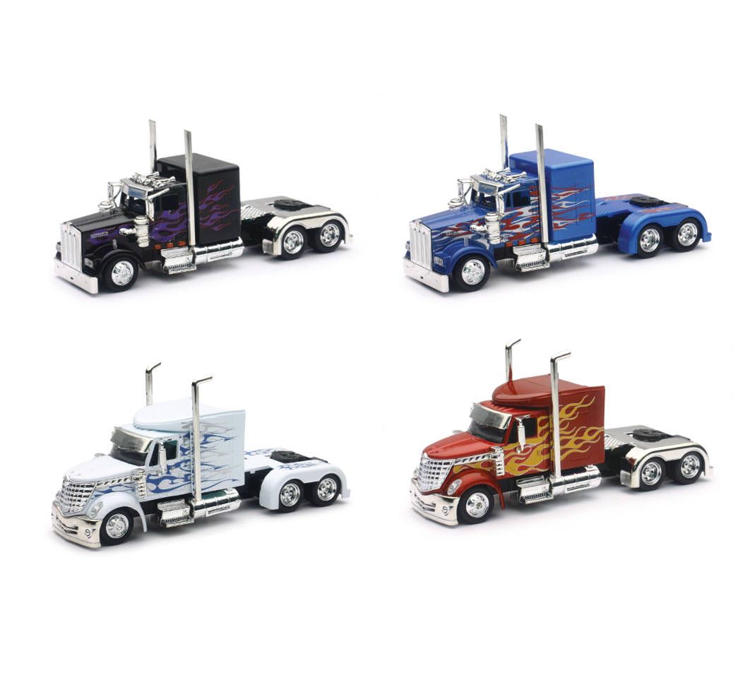 1/43 Caja 4 Cab W900/ Lonestar Custom