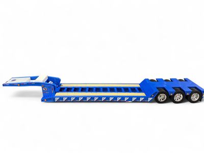 Lowboy Azul 3 ejes 3D Rin Cromado Lowboy Azul 3 ejes 3D Rin Cromado