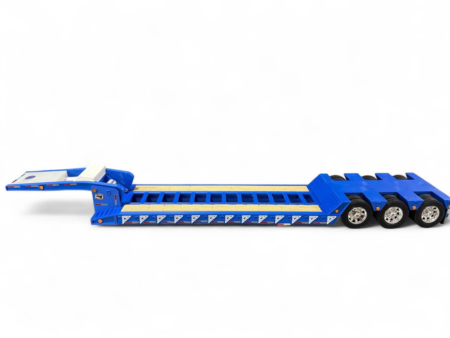 Lowboy Azul 3 ejes 3D Rin Cromado