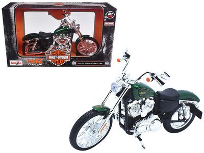 Harley Davidson 2013 XL 1200V Seventy-Two Harley Davidson 2013 XL 1200V Seventy-Two