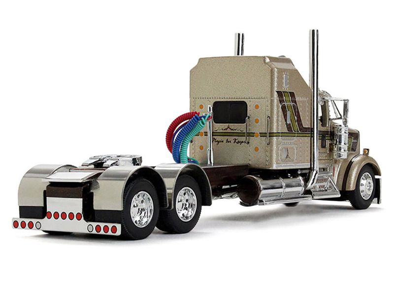 Kenworth W900L with 60 Aerodyne Sleeper and 40 Vintage Trailer - Reds Favorites Jason Sanders