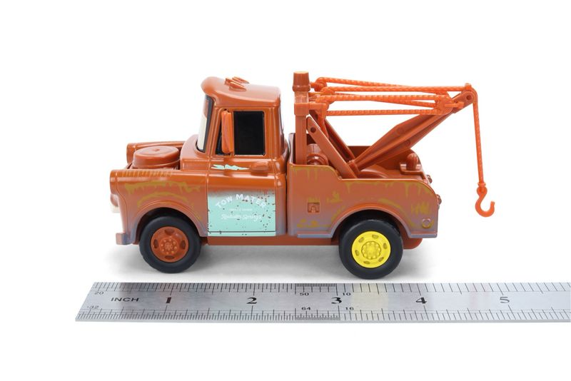 1/32 Pixar Cars Tow Mater