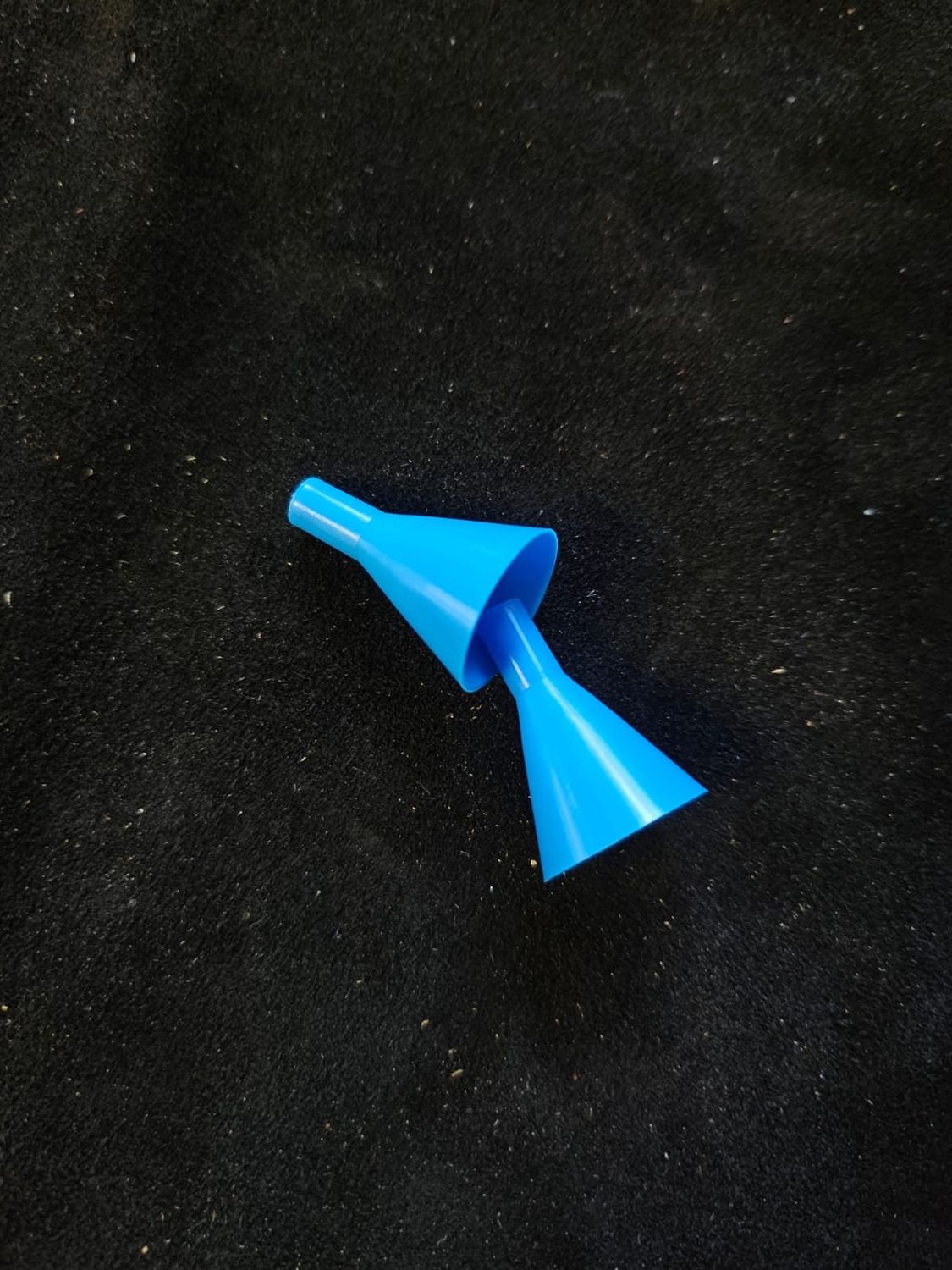 Kone , Kunststoff  blau (neu)