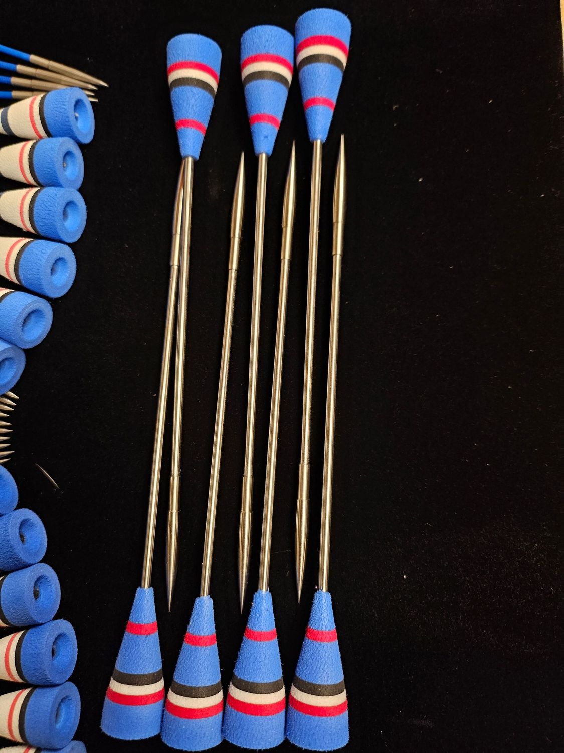 Edelstahl Pfeil mit Indonesischer Schaumkone. Satz mit 7 Stück