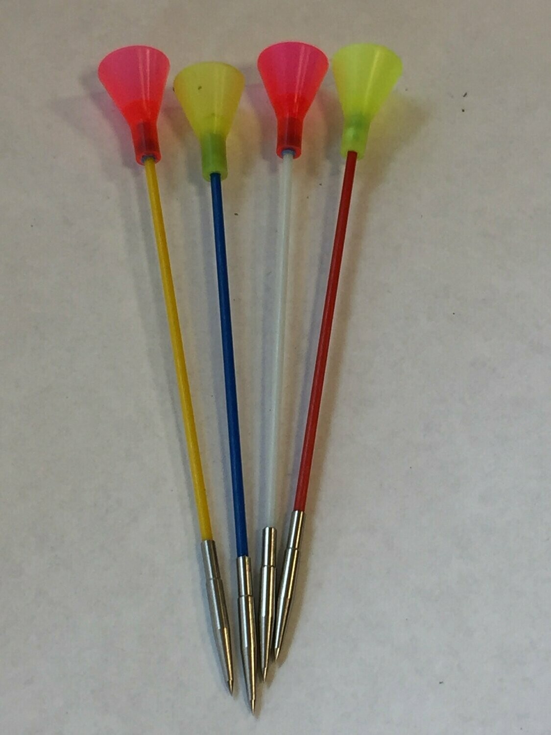 Pfeil mit bunten Schäften