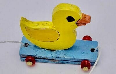 HAND-PAINTED MAMA DUCK PULL TOY
