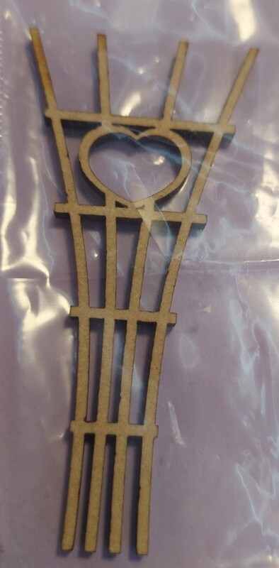 Heart Dollhouse Miniature Trellis - Quarter Scale