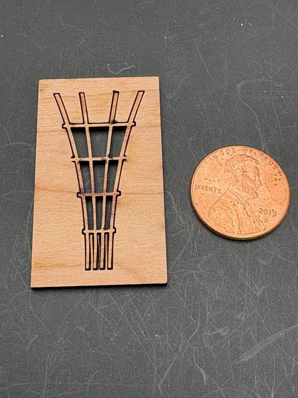 Traditional Dollhouse Miniature Trellis - Quarter Scale