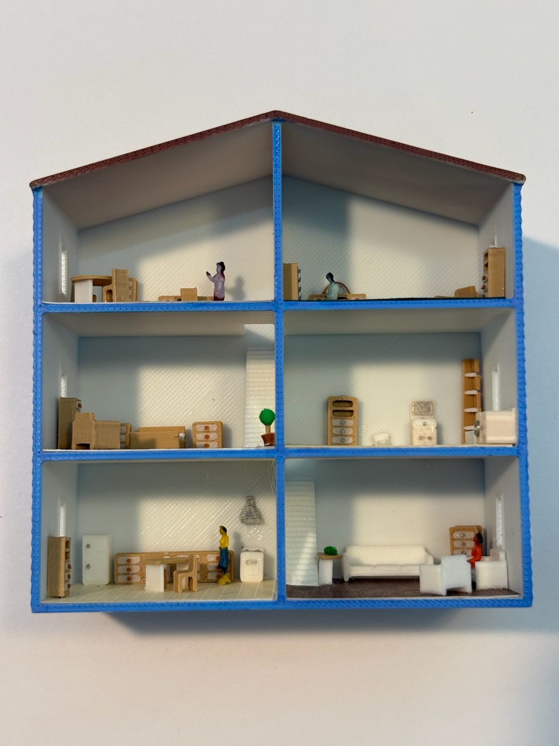 1:144 3 story house w/4 rooms