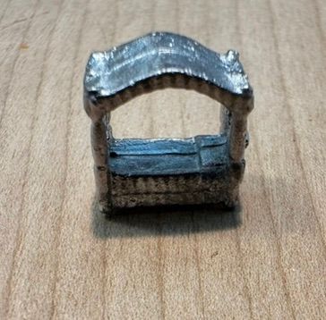 1:144th Metal Canopy Bed