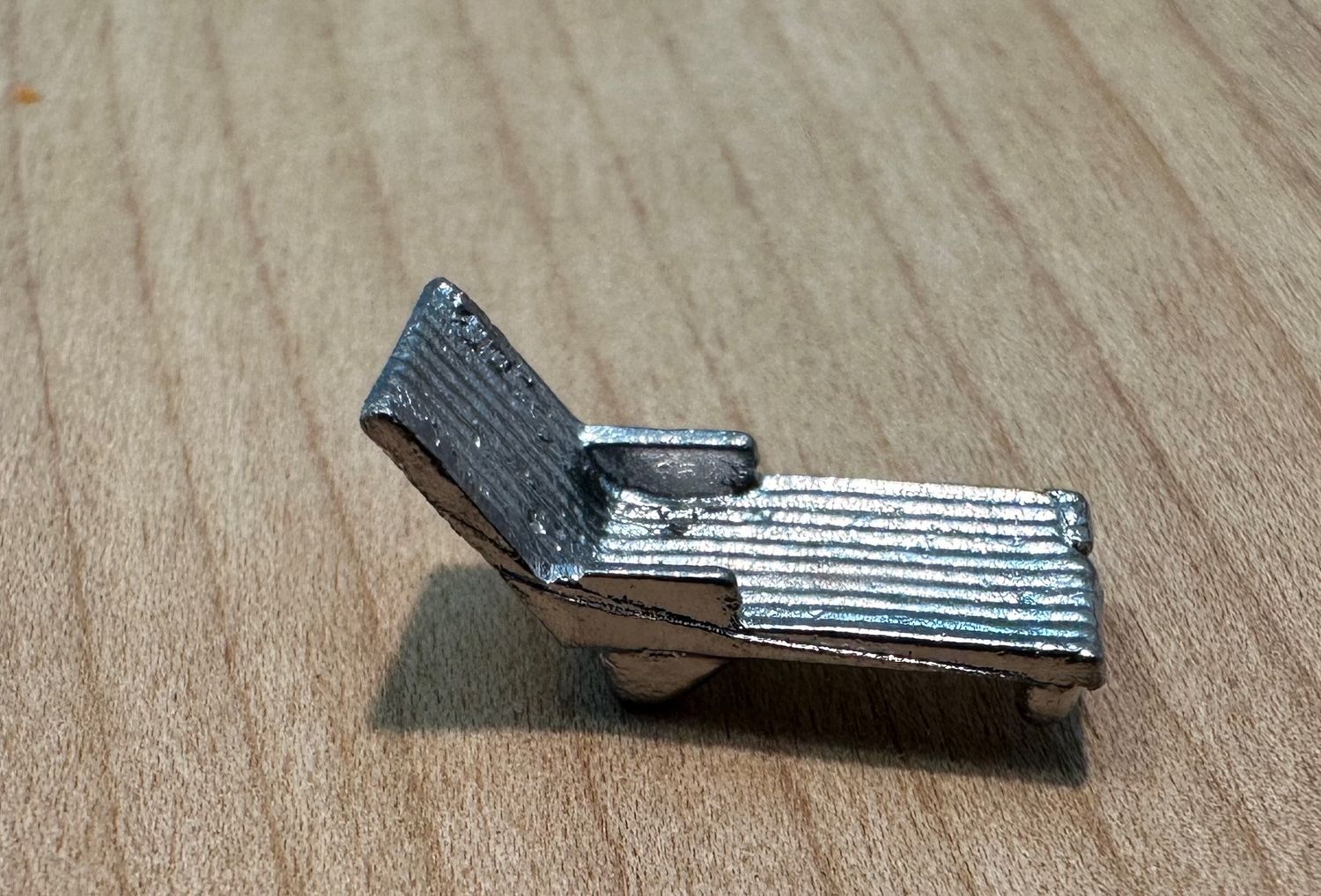 1:144th Metal Chaise Longue