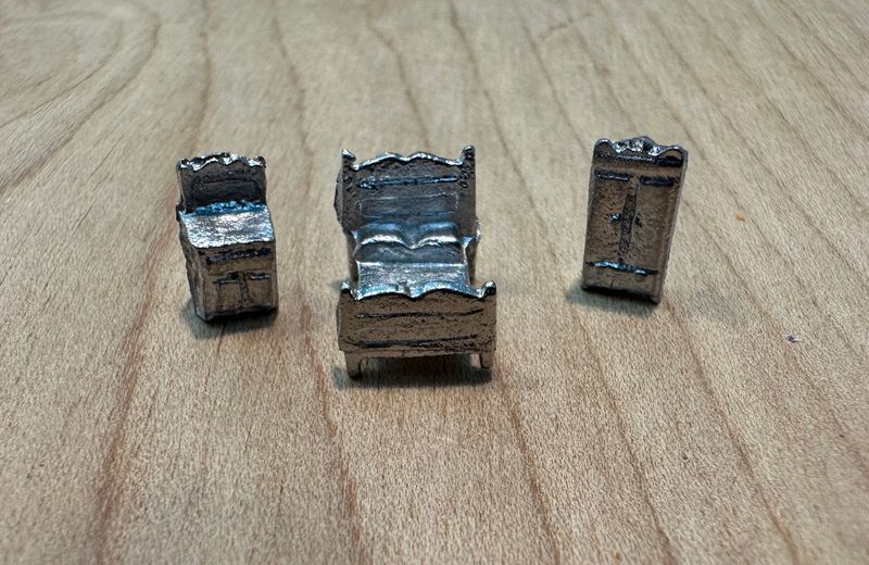 1:144th Metal Bedroom Set