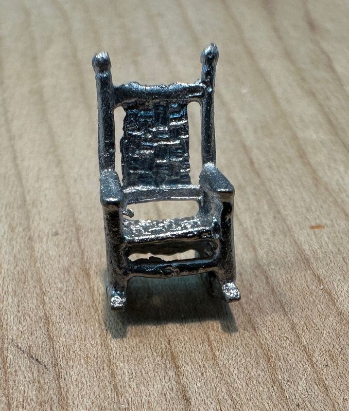 1:144th Metal Rocking Chair