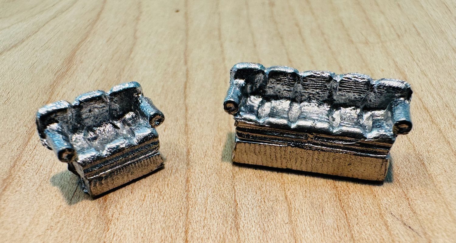 1:144th Metal Sofa and Loveseat