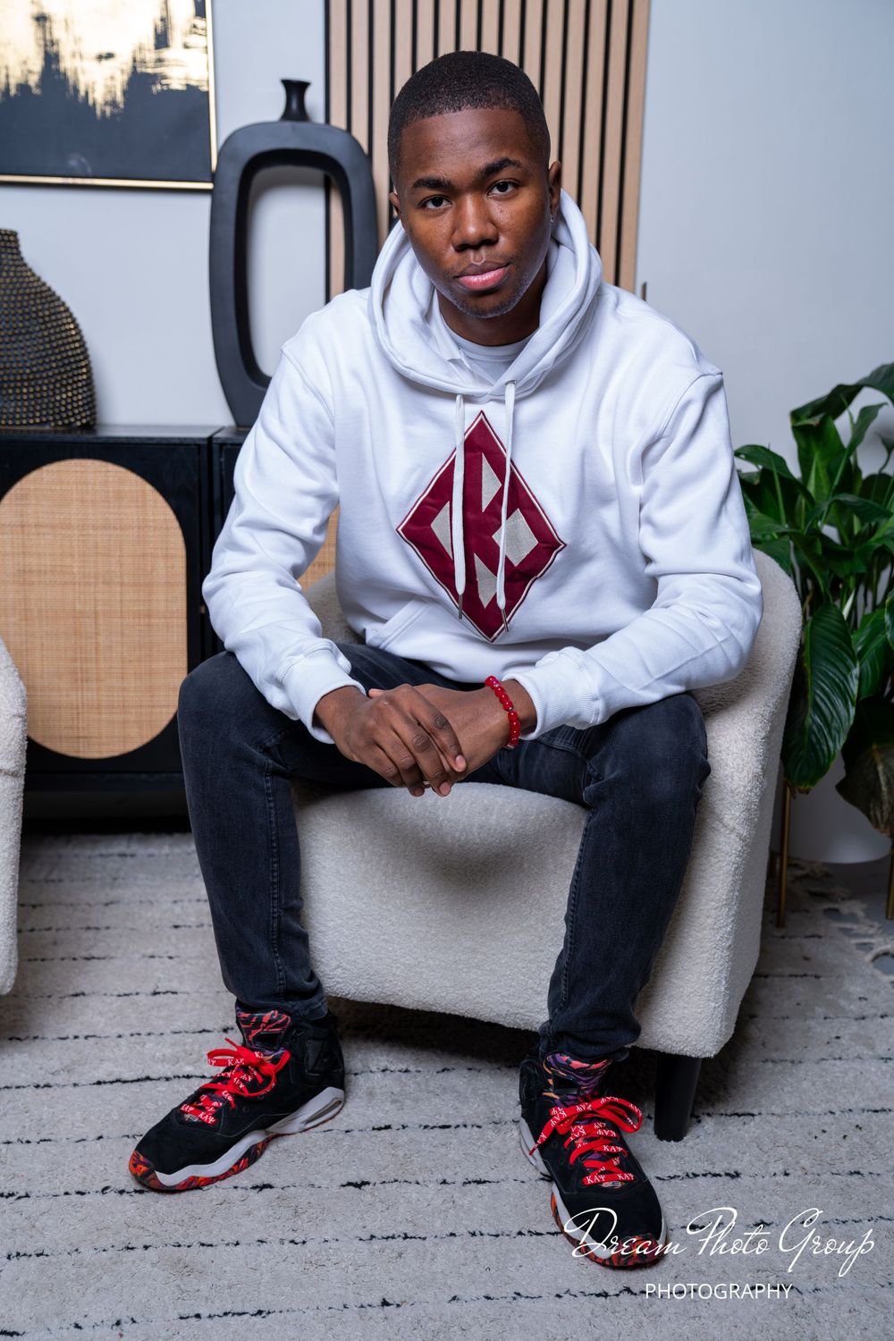Embroidered K in Diamond Sweatshirt