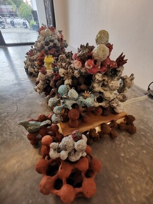 (Triennale) Endang Lestari - Regrows and Recovers (3D) (2020) (Triennale) Endang Lestari - Regrows and Recovers (3D) (2020)