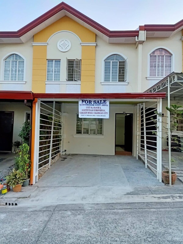 Townhouse unit (RFO) for SALE for PhP 3.2 Million @ Unit 33, Lot 2, Northville Subdivision, Camarin Road, Barangay 172, Caloocan City
