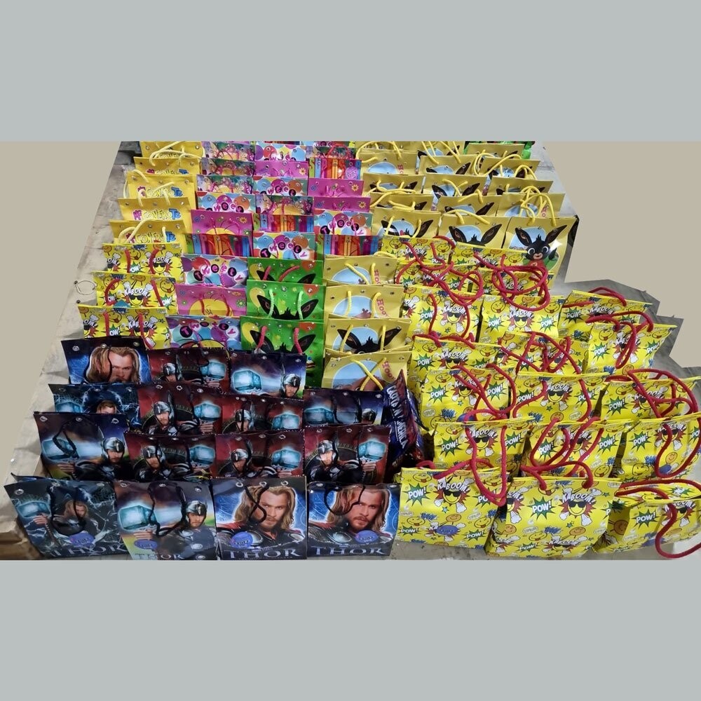 Shopper  Assortite con 6 regali - (24 pezzi)