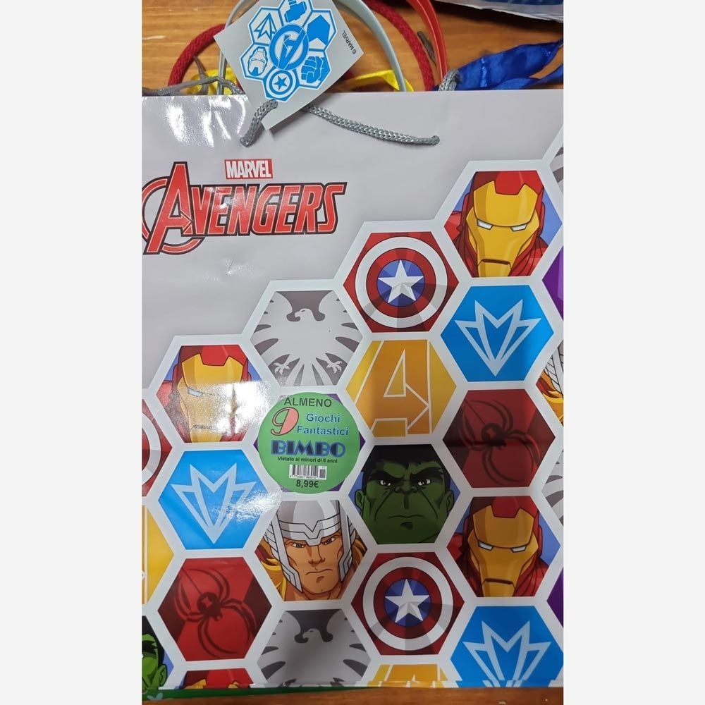 Shopper Avangers con 9 regali - (5 pezzi)