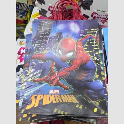 Shopper Spiderman con 9 regali - (5 pezzi)