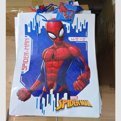 Shopper Spiderman con 9 regali - (5 pezzi)