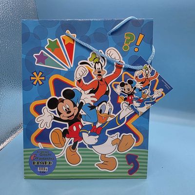 Shopper Disney Topolino, Pippo e Paperino con 6 regali - (5 pezzi) Shopper Disney Topolino, Pippo e Paperino con 6 regali - (5 pezzi)