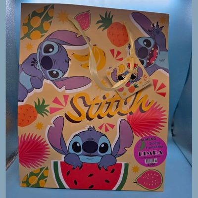Shopper Stitch per bambina con 9 regali - (5 pezzi)
