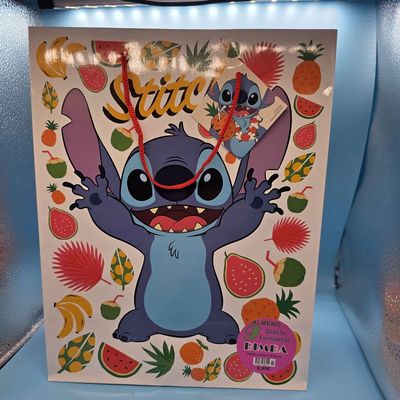 Shopper Stitch per bambina con 9 regali - (5 pezzi)