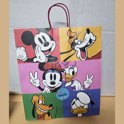 Shopper Disney per bambino con 11 regali - (5 pezzi) Shopper Disney per bambino con 11 regali - (5 pezzi)
