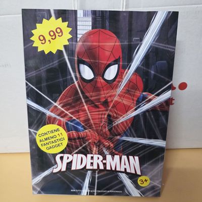 Shopper Spiderman con 11 regali  - (5 pezzi)