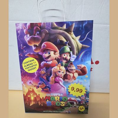 Shopper Super Mario con 11 regali - (5 pezzi) Shopper Super Mario con 11 regali - (5 pezzi)