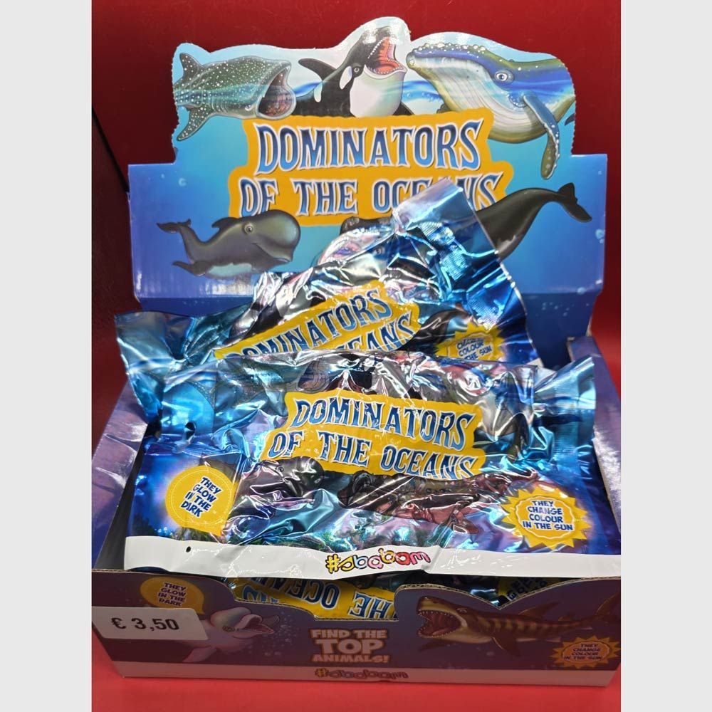 Dominators Of The Oceans (14pz) Dominators Of The Oceans (14pz)