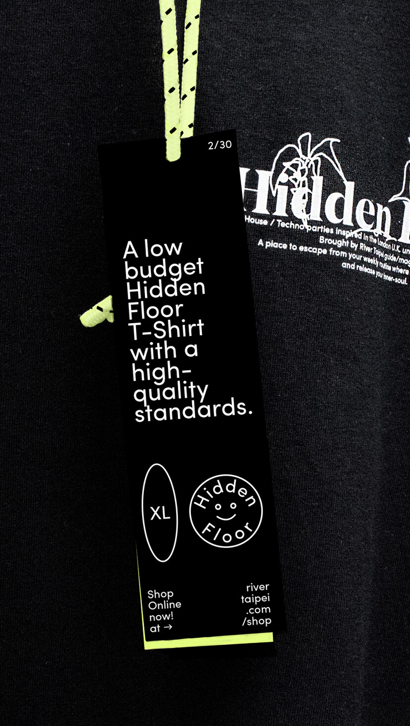 &quot;Vacation&quot; T-shirt