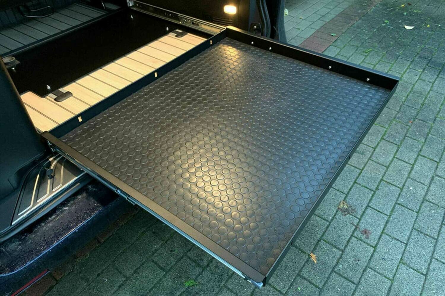 VANslide 800 für Mercedes MarcoPolo (mit Küche) VANslide 800 für Mercedes MarcoPolo (mit Küche)