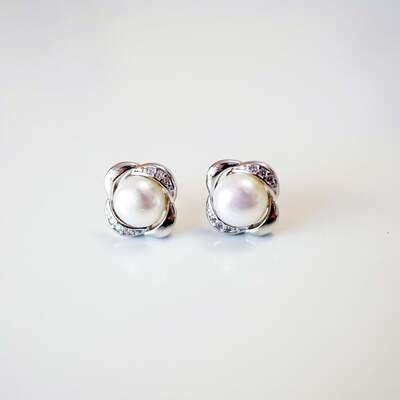Charlotte X - White Pearl Round Silver Stud Earrings