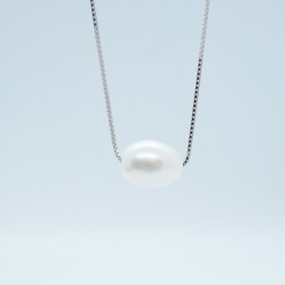 Lucy X - Dainty Pearl Necklace Dainty Pearl Jewelry