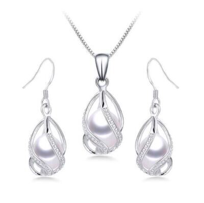Khaleesi X - Bridesmaid Jewelry Set Pearl