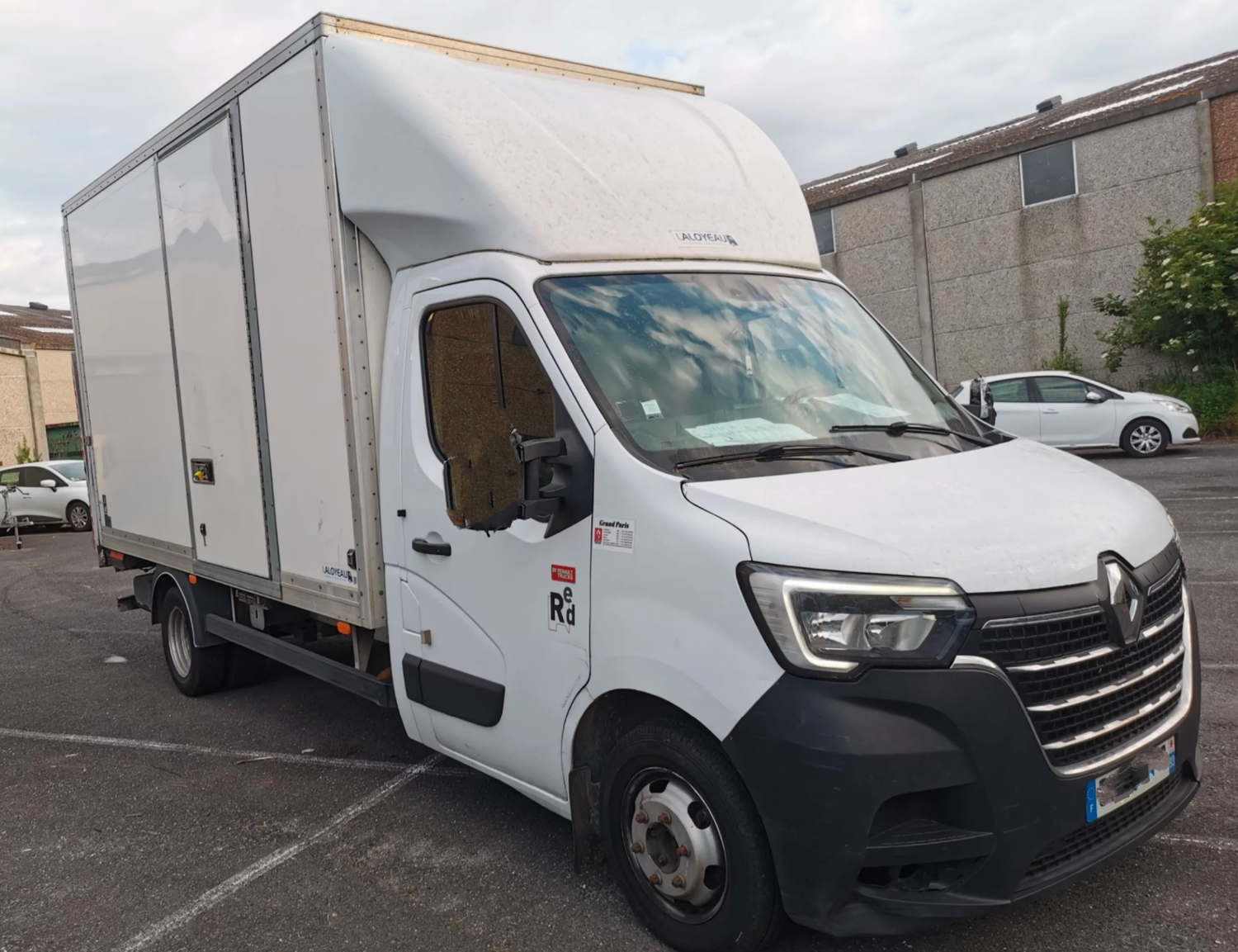 RENAULT MASTER III Caisse Déménagement 20 M3 2.3 DCI 160 Ch avec Climatisation, Hayon élévateur et Porte latérale