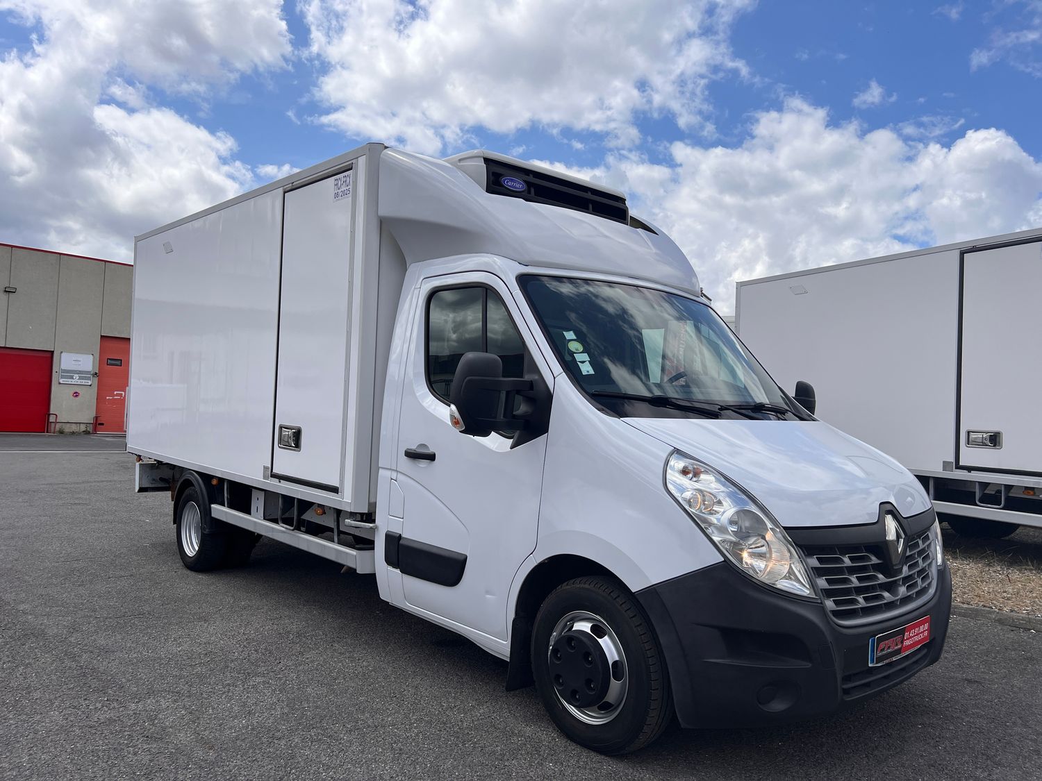 RENAULT MASTER 2.3 DCI 165 Ch Clim & Roues Jumelées Porte latérale + Caisse LAMBERET Grand Volume- Frigorifique Bi-température