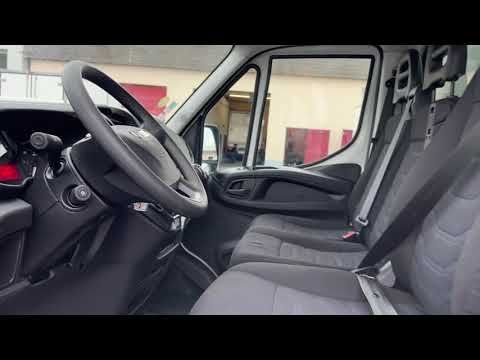 IVECO DAILY 35C14 CHASSIS CABINE ROUES JUMELÉES EURO 6 2.3L 140 Ch Frigorifique Avec Hayon élévateur, Porte latérale, Climatisation et Caisse Grand Volume 6 Palettes, Caisse Large = 2.05 m